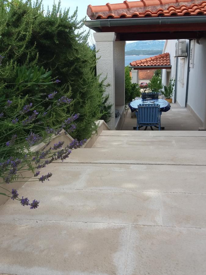 Apartments Lux Bol Exterior photo